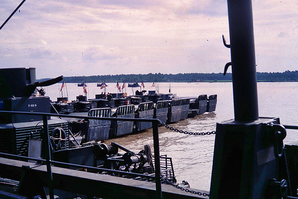 VietNam036
